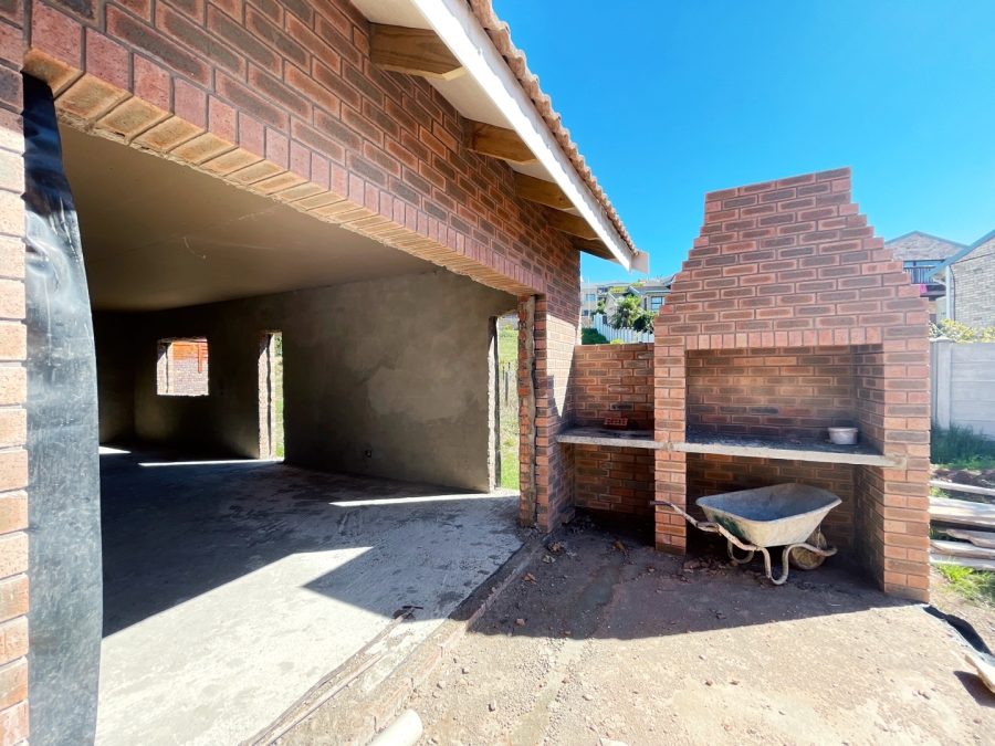 3 Bedroom Property for Sale in Wavecrest Eastern Cape